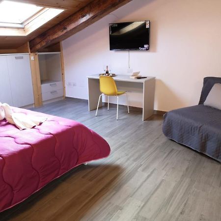 Cuore Partenopeo B&B Naples Extérieur photo