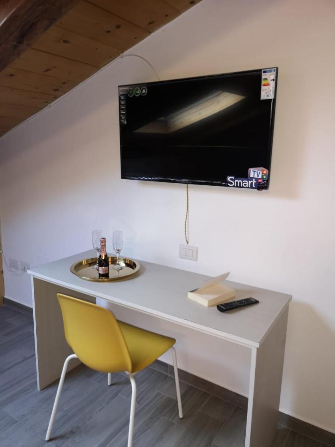 Cuore Partenopeo B&B Naples Extérieur photo