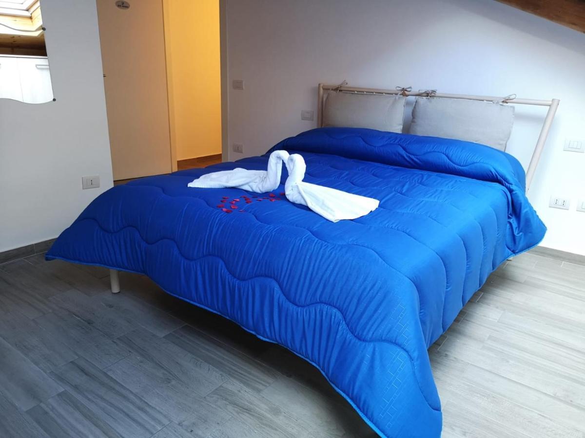 Cuore Partenopeo B&B Naples Extérieur photo