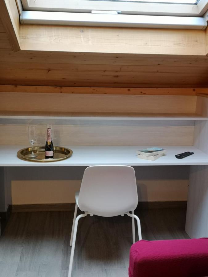 Cuore Partenopeo B&B Naples Extérieur photo