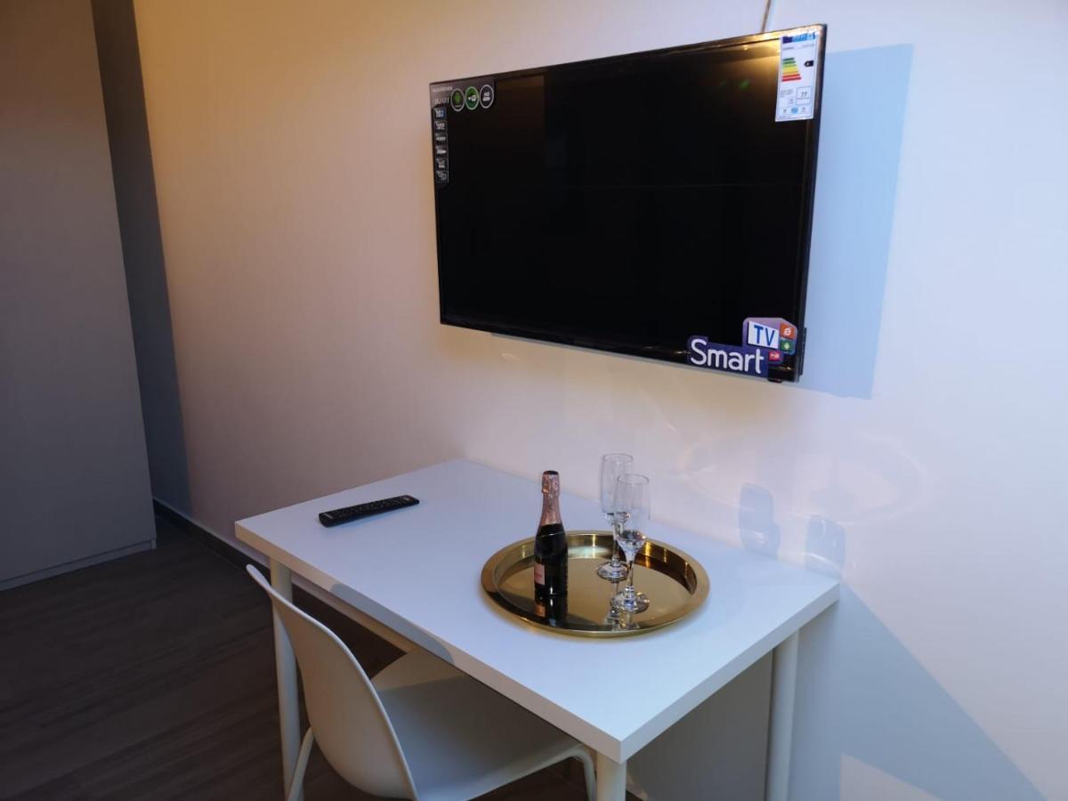 Cuore Partenopeo B&B Naples Extérieur photo